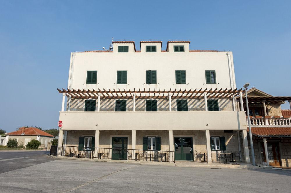 Konavle 3* Cilipi